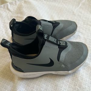 Kids Nike flex runner sneakers